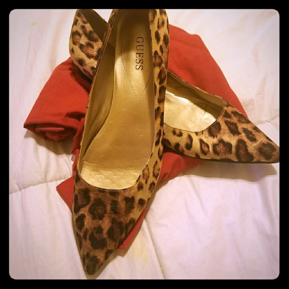 Cheetah Print Guess 1" Flats